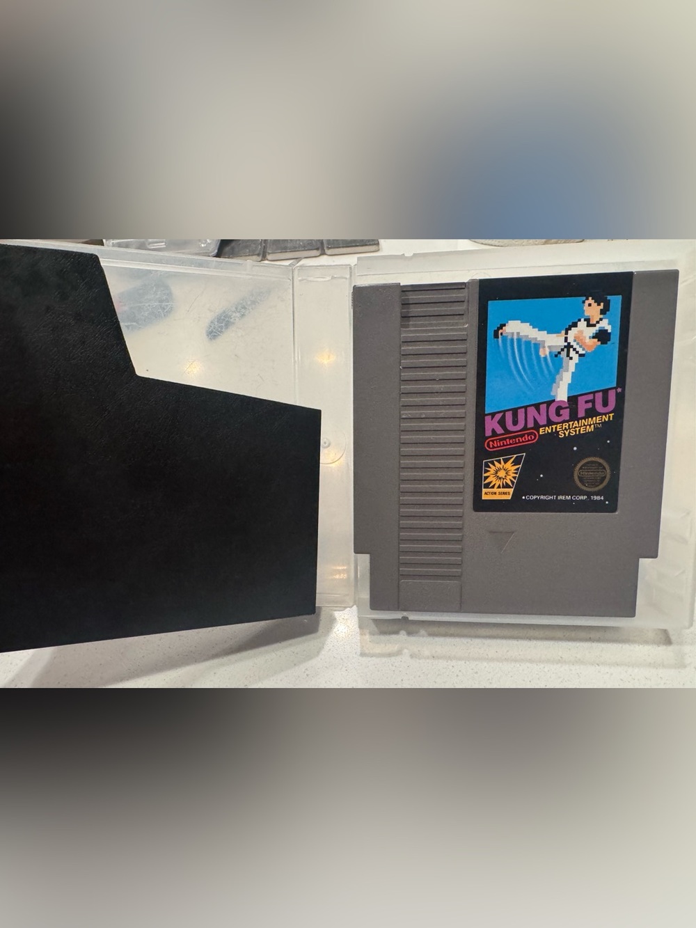 Nintendo NES Kung Fu Gray Game Cartridge w/Sleeve and case - 5 screw - Authentic